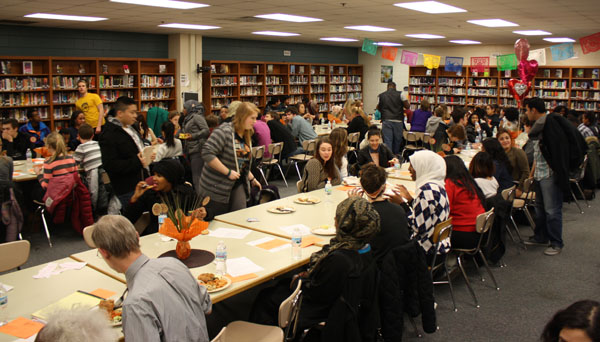 s.t.a.r.t. hosts student dinner to discuss race at South