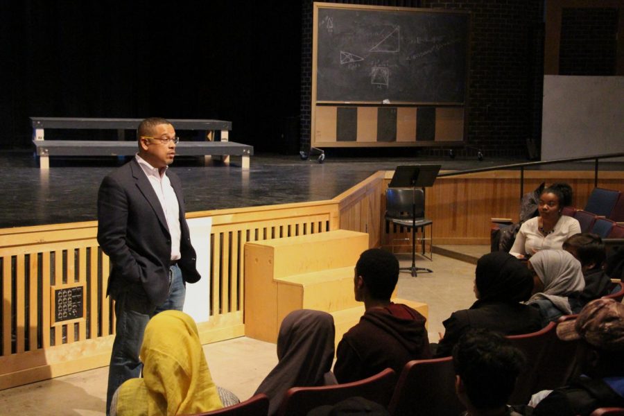 This morning, congressmember Keith Ellison came to South to speak with a group of 73 students about gun control, in light of the recent school shooting in Florida. Sophomore Anas Abukr said he thought the panel, “went really good. We touched on a lot of hard things, and there were a lot of ideas I heard. [Gun control] is a big problem in schools and there should be a lot of steps taken higher up to ensure students are safe.” Photo: Soline Van de Moortele
